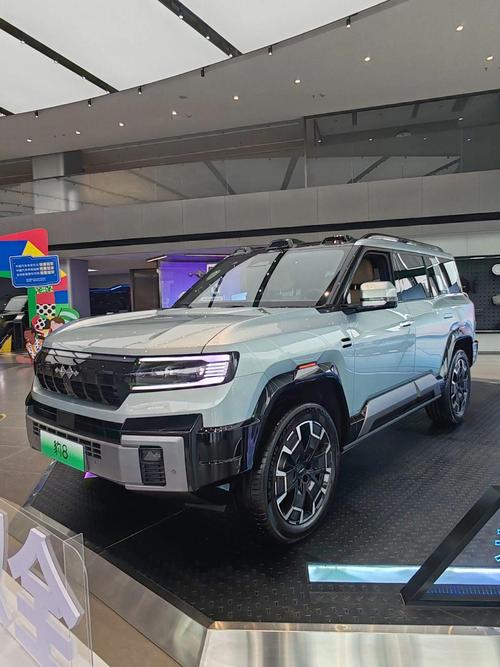 东莞194比亚迪方程豹硬派越野的爆款，英菲尼迪35周年与你共成长